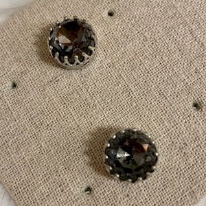 Stella & Dot Nancy Studs